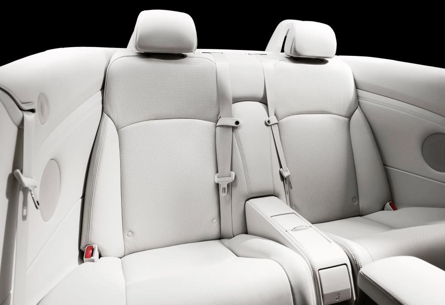  Lexus IS250C 2008 года  (фото 21 из 113)